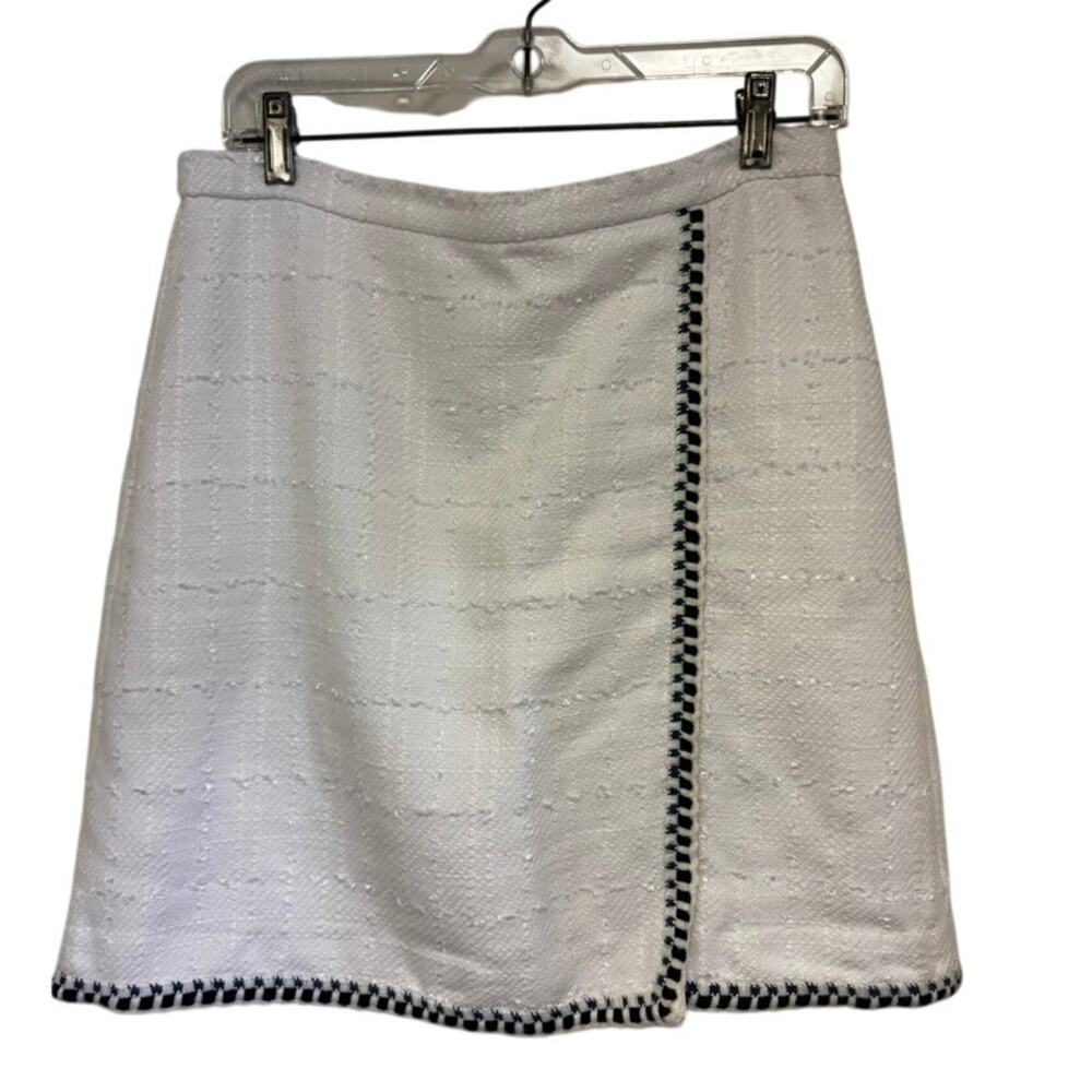 Ann Taylor High Waist A-line Skirt White Embroidered Trim 10 Petite